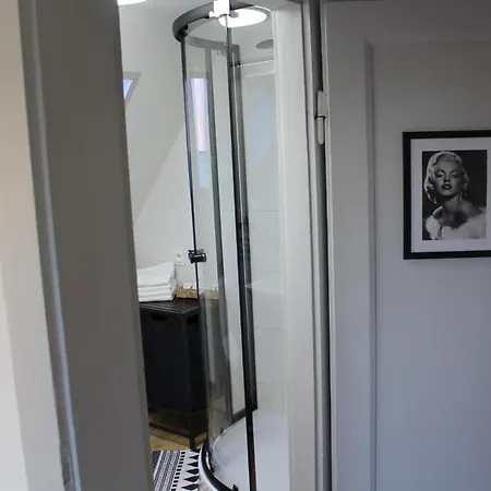 Ap Apartment's Rodzinny Apartman Wałbrzych